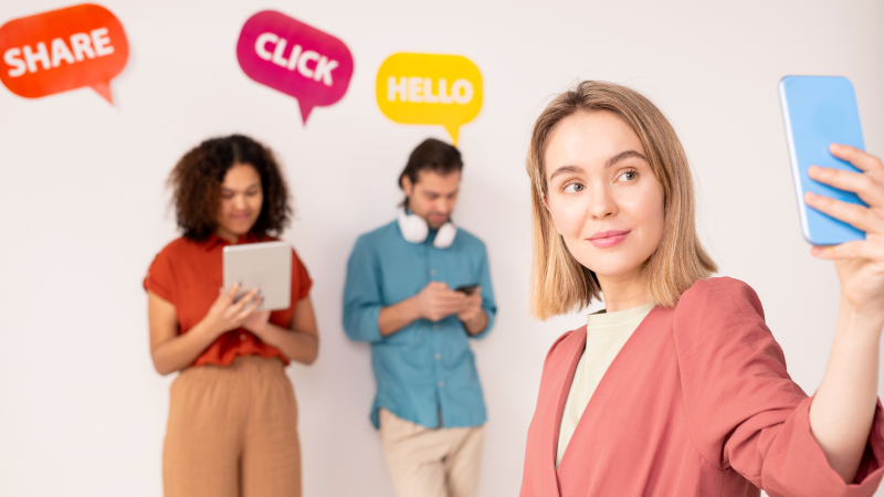 Leider Sociale Media outreach team West-Afrika.png