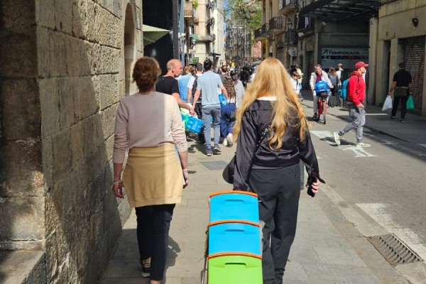 Barcelona 2025 daklozenoutreach (1).jpg