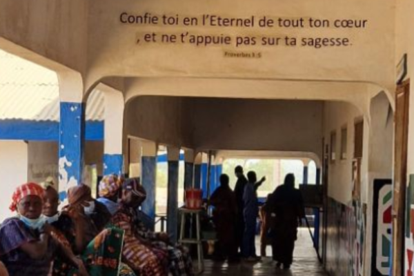 De Hoop Kliniek in Guinee.png